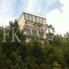 Современный дом, 130 м2, на первой  береговой линии в Каменари, Херцег-Нови -Тиват, Черногория, с великолепным  видом на море.
