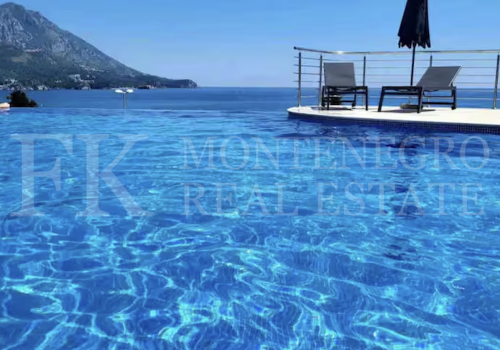 Luxury Apartment in Bečići – 65 m², only 2 minutes’ walk from the beach