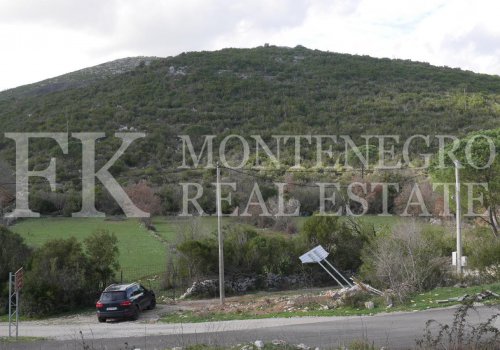 Zemljište, 7.800 m2, u Zagori-Krimovici, opština Kotor, Crna Gora.