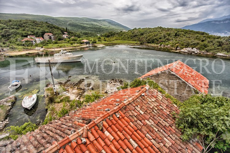 Luxury mini hotel 4* with 7 apartments and a restaurant, 500 m2, just 10 m from the sea and private beach in Bjelila-Lustica, Tivat municipality, Montenegro.