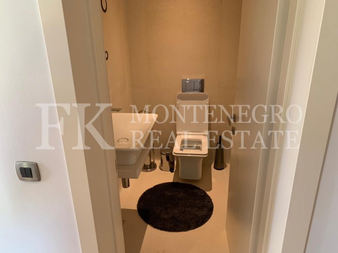 Unmatched, luxury Penthouse, 160 m2, right on the cliffs, in Skocidevojka - Budva, with unobstructed sea view and a swimming pool, Montenegro.