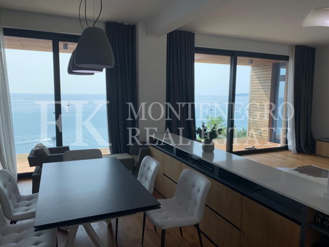 Unmatched, luxury Penthouse, 160 m2, right on the cliffs, in Skocidevojka - Budva, with unobstructed sea view and a swimming pool, Montenegro.