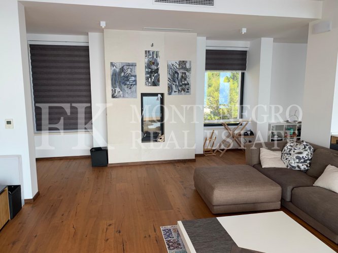 Unmatched, luxury Penthouse, 160 m2, right on the cliffs, in Skocidevojka - Budva, with unobstructed sea view and a swimming pool, Montenegro.