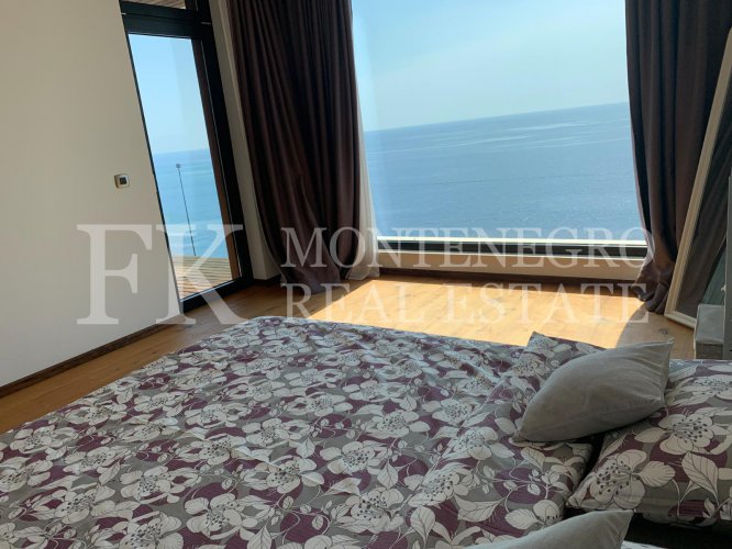Unmatched, luxury Penthouse, 160 m2, right on the cliffs, in Skocidevojka - Budva, with unobstructed sea view and a swimming pool, Montenegro.