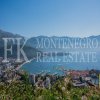 Urbanisiertes Baugrundstück in Budva, 7.188 m2, mit Panoramablick auf die Riviera von Budva und die Altstadt von Montenegro.
