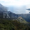 Urbanizirano zemljište u Stanišićima, 24.460 m2, s panoramskim pogledom na Budvu, Bečićku plažu i ostrvo Sveti Nikola, opština Budva, Crna Gora.