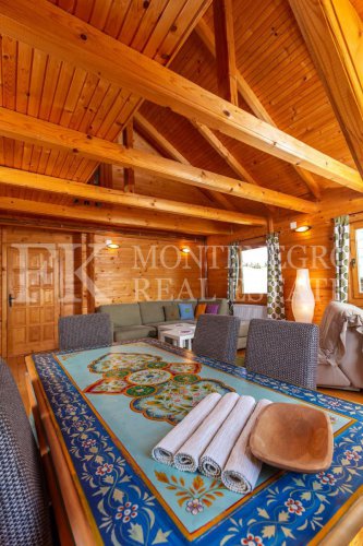 Three wooden houses 1 km away from Zabljak, 200m2, on the way to the Ski Center Savin Kuk, Montenegro.