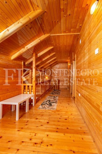 Three wooden houses 1 km away from Zabljak, 200m2, on the way to the Ski Center Savin Kuk, Montenegro.