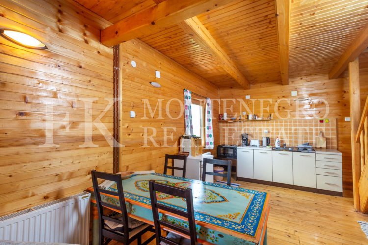 Three wooden houses 1 km away from Zabljak, 200m2, on the way to the Ski Center Savin Kuk, Montenegro.
