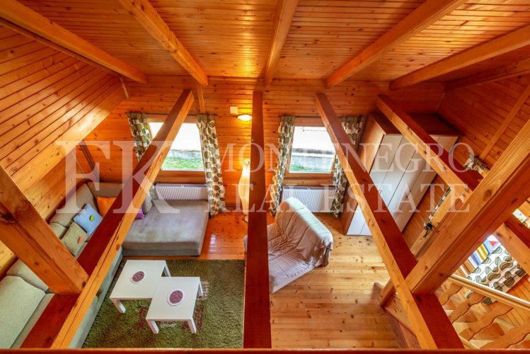 Three wooden houses 1 km away from Zabljak, 200m2, on the way to the Ski Center Savin Kuk, Montenegro.