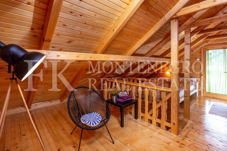 Three wooden houses 1 km away from Zabljak, 200m2, on the way to the Ski Center Savin Kuk, Montenegro.