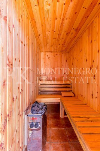 Three wooden houses 1 km away from Zabljak, 200m2, on the way to the Ski Center Savin Kuk, Montenegro.