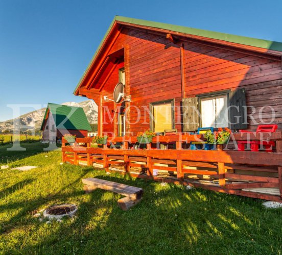 Three wooden houses 1 km away from Zabljak, 200m2, on the way to the Ski Center Savin Kuk, Montenegro.