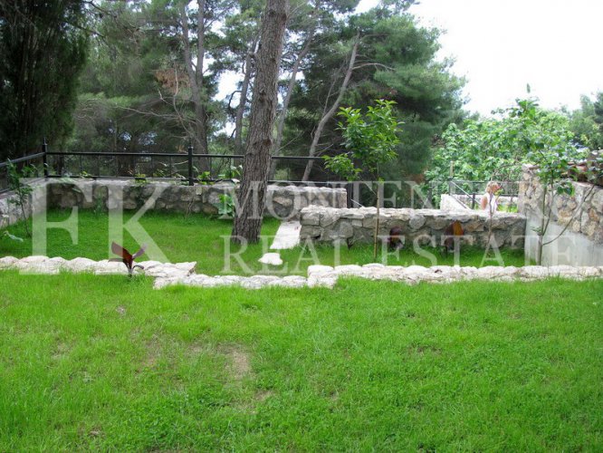 Just 150m from the beach.Three-storey villa in Bar - Green Belt, 420m2 on a plot of 680m2, with fabulous sea and mountain views, Montenegro.