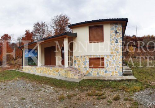 Новый дом недалеко от Колашина, 101м2,  на участке 757м2, с фантастическим видом на реку Тару, в Черногории.