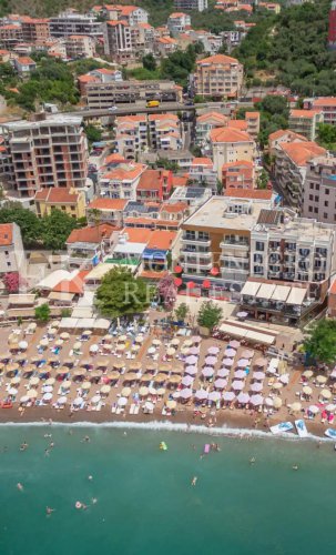 *First line apartment in Rafailovici, 168m2, with a nice sea view, in Montenegro.