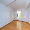 *Apartment in erster Linie in Rafailovici, 168 m2, mit schönem Meerblick, in Montenegro.