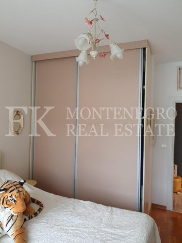 *Excellent apartment in Budva - Becici, 51m2 + 57m2 roof terrace with Jacuzzi and panoramic sea views, in Montenegro.