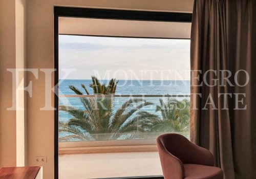 Beachfront luxury apartments in Budva - Rafailovici, 45m2 – 137m2, with a private beach and a heated pool, in Montenegro.