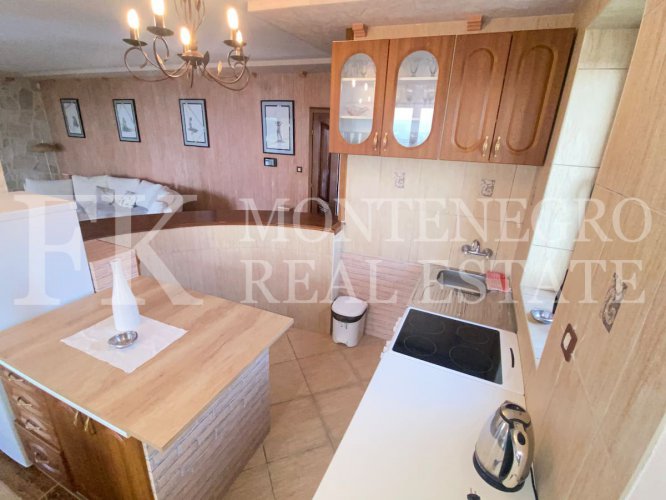 Luxury villa in the traditional Pashtrovsky style, 466m2, above Petrovac in the village of Krushevica, with fantastic sea view, in Montenegro.