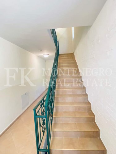 Luxury villa in the traditional Pashtrovsky style, 466m2, above Petrovac in the village of Krushevica, with fantastic sea view, in Montenegro.