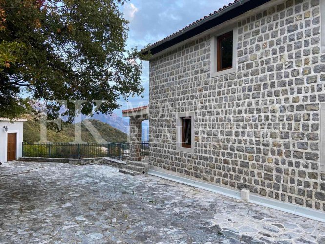 Luxury villa in the traditional Pashtrovsky style, 466m2, above Petrovac in the village of Krushevica, with fantastic sea view, in Montenegro.