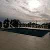 *Schönes dreistöckiges Haus, 227 m2, in Dobra Voda, mit Meerblick, Garage, Pool und großem Garten von 2.039 m2, in Montenegro.