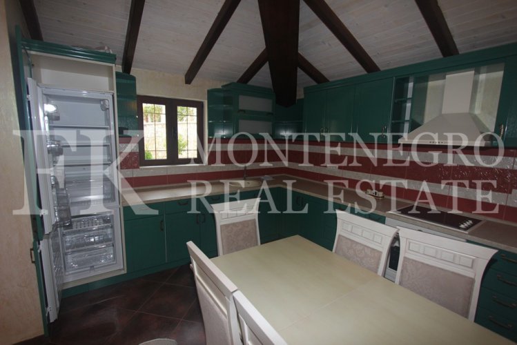 *Exclusive Stone Villa, 165m², in Bar-Zupci, with Sea and Mountain Views in Montenegro