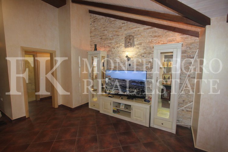 *Exclusive Stone Villa, 165m², in Bar-Zupci, with Sea and Mountain Views in Montenegro