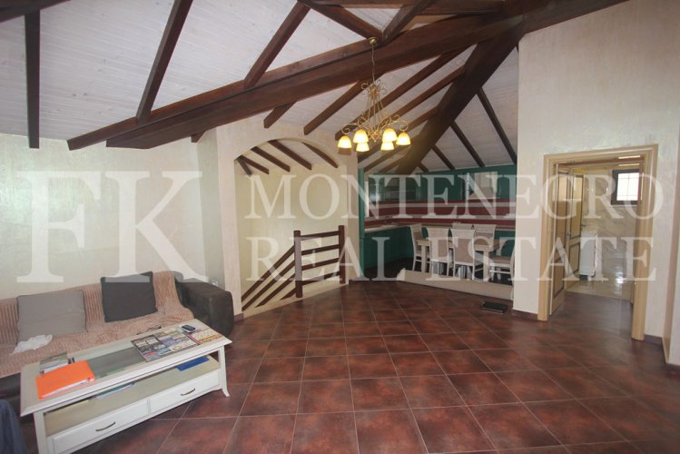 *Exclusive Stone Villa, 165m², in Bar-Zupci, with Sea and Mountain Views in Montenegro