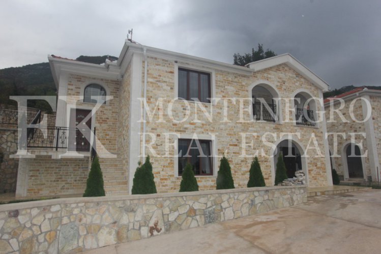 *Exclusive Stone Villa, 165m², in Bar-Zupci, with Sea and Mountain Views in Montenegro