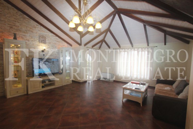 *Exclusive Stone Villa, 165m², in Bar-Zupci, with Sea and Mountain Views in Montenegro
