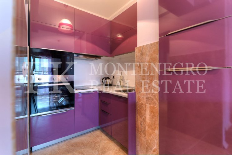 Charming apartment, 50m2, in Budva – Becici, in the Apart Hotel Harmonia, with a magnificent sea view, in Montenegro.