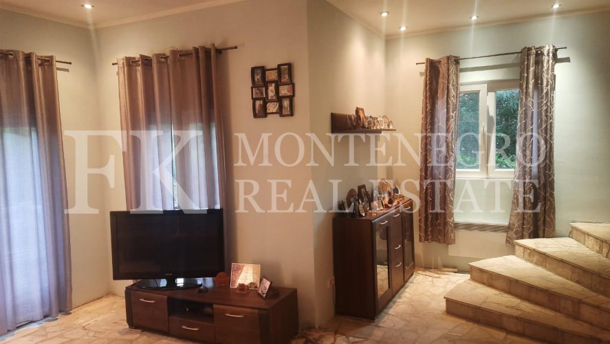 Reduced price! Cozy house on Lustica peninsula, 145m2, in a quiet village of Mardari, Herceg Novi municipality, Montenegro.