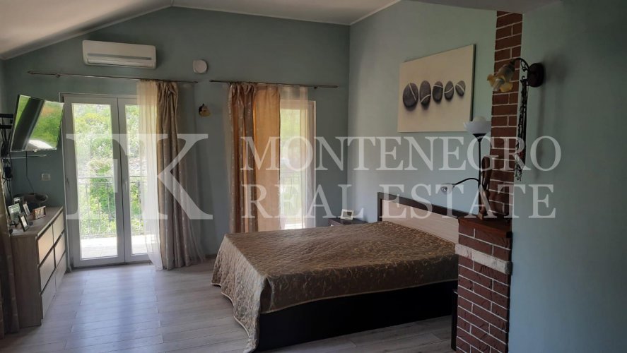 Reduced price! Cozy house on Lustica peninsula, 145m2, in a quiet village of Mardari, Herceg Novi municipality, Montenegro.