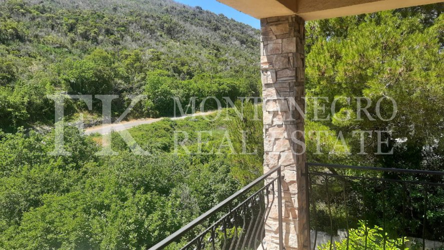 Reduced price! Cozy house on Lustica peninsula, 145m2, in a quiet village of Mardari, Herceg Novi municipality, Montenegro.