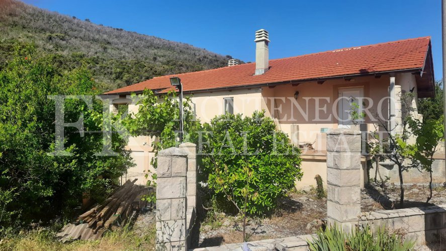 Reduced price! Cozy house on Lustica peninsula, 145m2, in a quiet village of Mardari, Herceg Novi municipality, Montenegro.