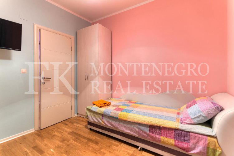 Duplex apartment, 149m2, in Budva – Becici, in the Apart Hotel Harmonia, with a magnificent sea view, in Montenegro.