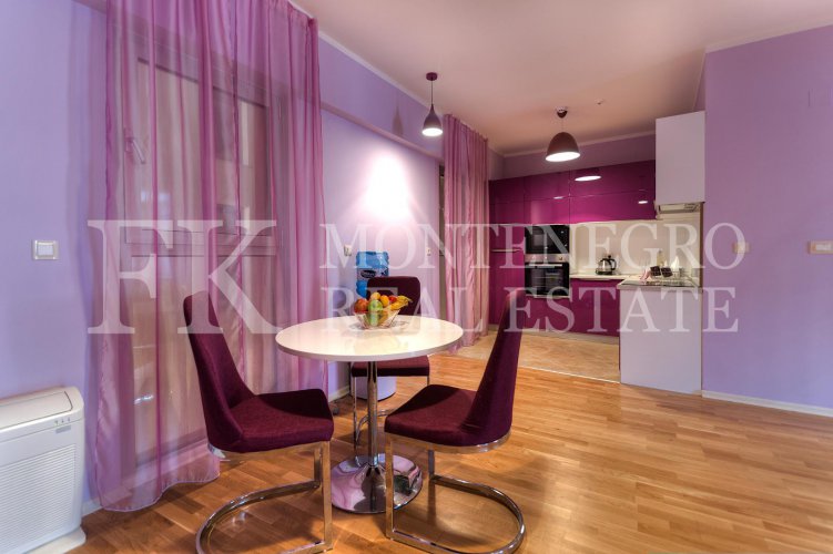 Duplex apartment, 149m2, in Budva – Becici, in the Apart Hotel Harmonia, with a magnificent sea view, in Montenegro.