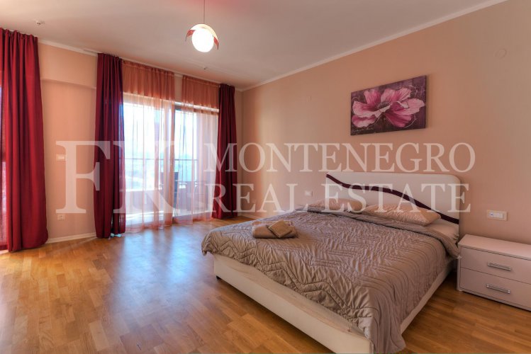 Duplex apartment, 149m2, in Budva – Becici, in the Apart Hotel Harmonia, with a magnificent sea view, in Montenegro.