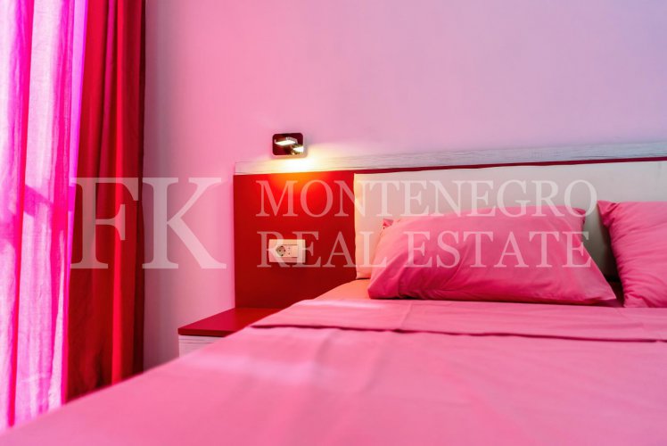 Luxury apartment in Budva-Becici, 233m2, in a new residential complex with panoramic sea view, in Montenegro.