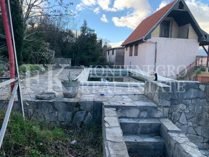 House in Zabrdje, 267,93m2, with fantastic sea view, big garden, sauna and swimming pool, in Montenegro.