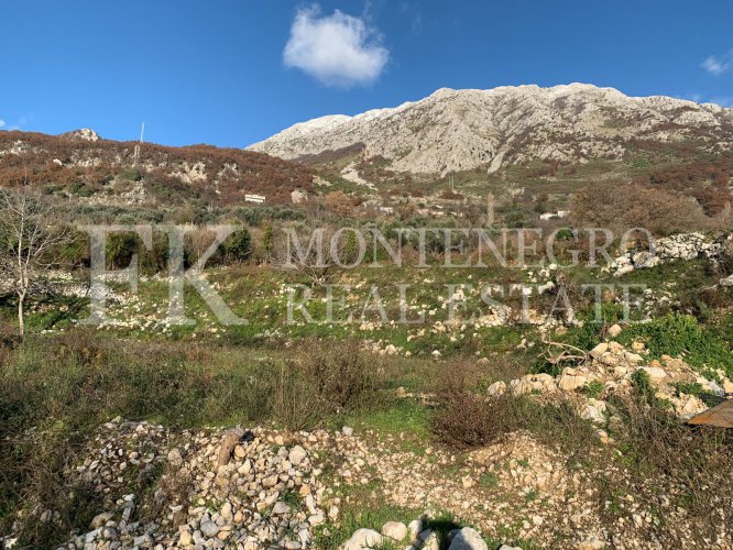 *Land in Dobra Voda, 2.593 m2, with breathtaking and unobstructed sea views, in Montenegro.