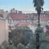 *Neue, sonnige 3-Zimmer-Wohnung in Budva, 100m2, inklusive großer verglaster Terrasse, mit Meer- und Bergblick, in Montenegro.