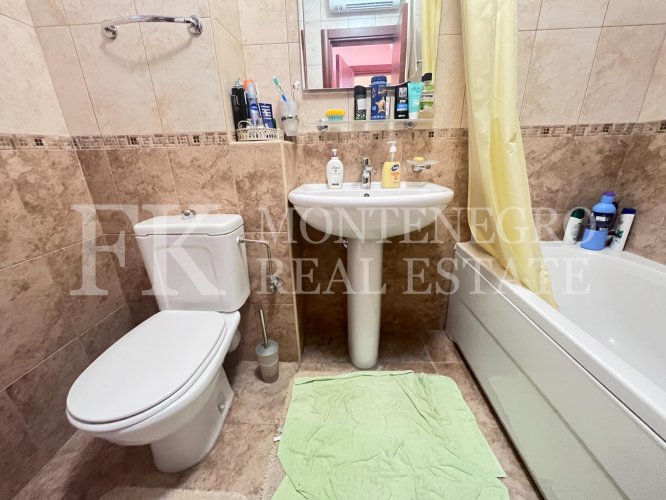 *New, sunny apartment in Budva - Ivanovici, 70m2, with panoramic sea and mountain views, in Montenegro.