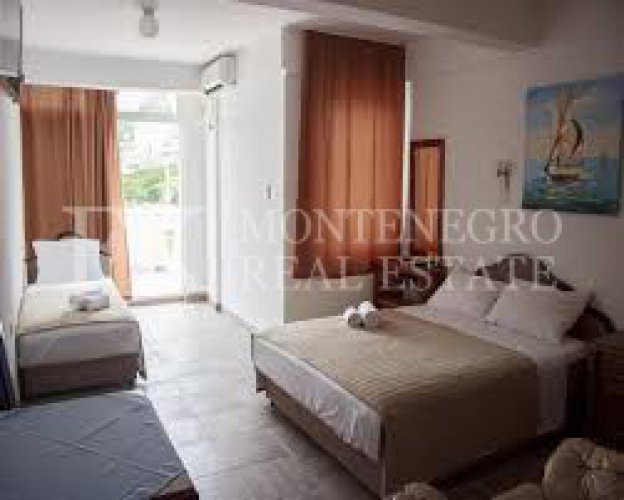 Hotel for rent in Budva- Rafailovici, first sea line, with more than 30 rooms, restaurant, swimming pool and sauna.