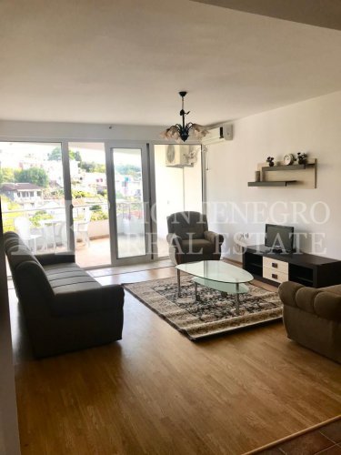 *Legalized! Great offer. Nice apartment, 87m2, in Ulcinj, only 700m away from the sea.