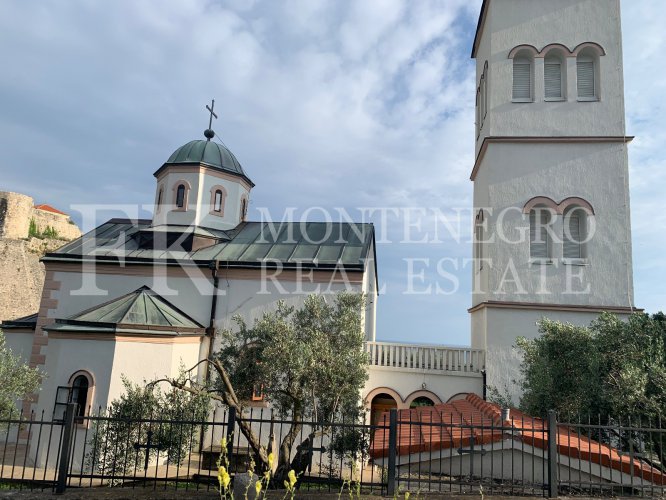 *Legalized! Great offer. Nice apartment, 87m2, in Ulcinj, only 700m away from the sea.