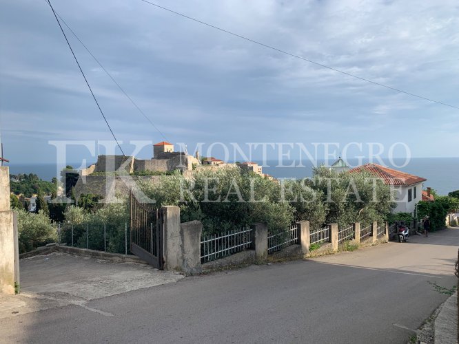 *Legalized! Great offer. Nice apartment, 87m2, in Ulcinj, only 700m away from the sea.