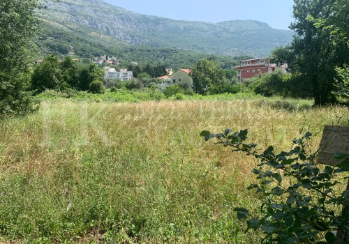 *Urbanized plot with building permission, UTU, in Buljarica, only 300m to the sea.